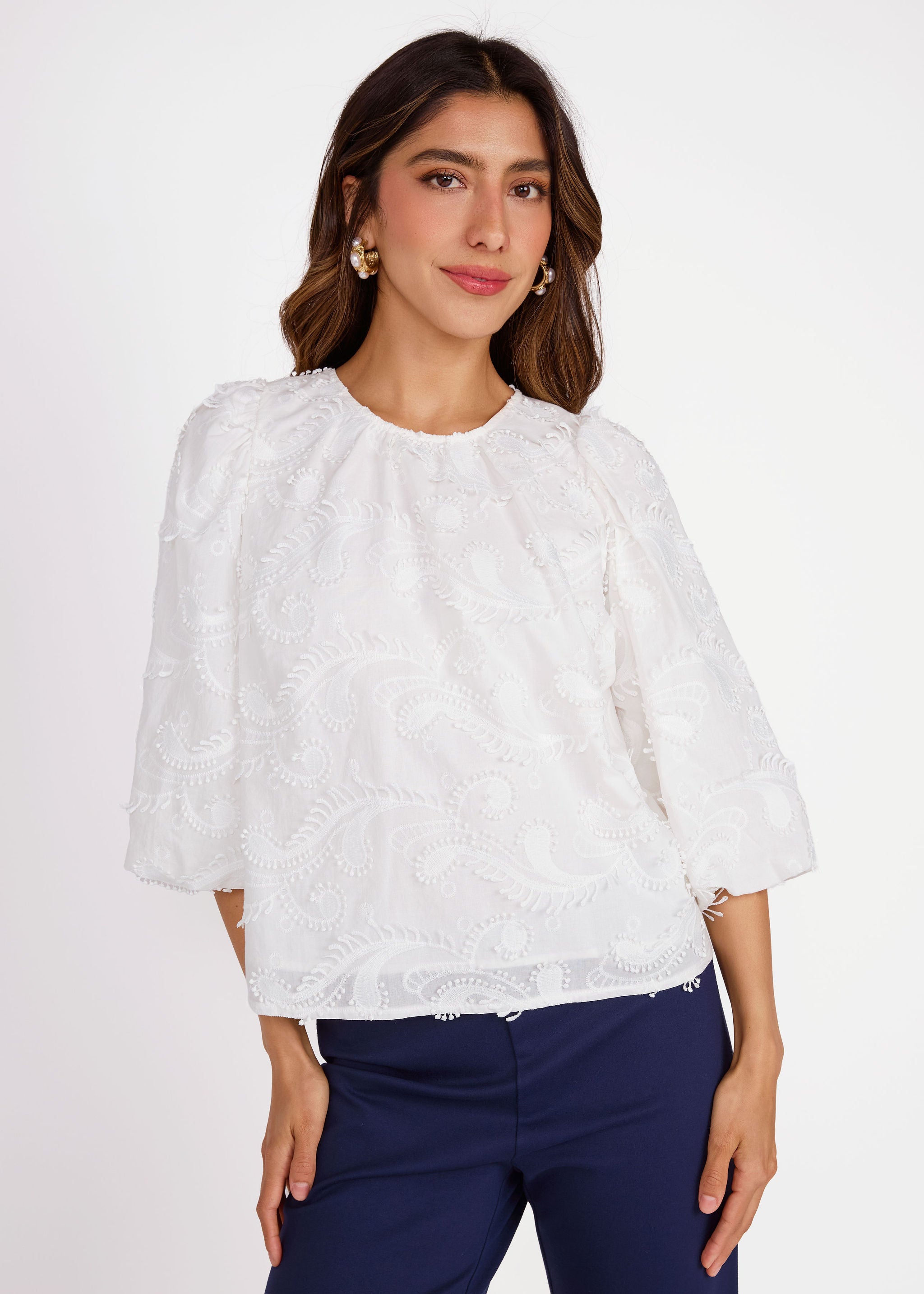 Hadley Top White 3D Paisley Cotton