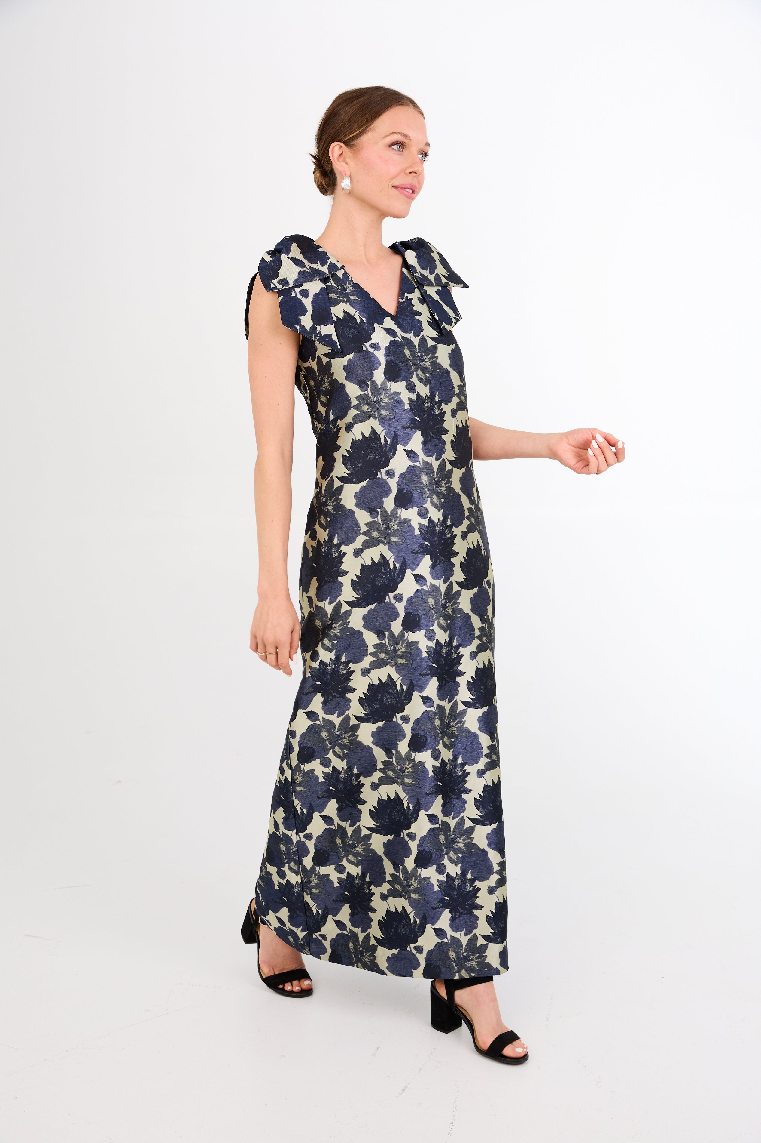 Meredith Gown Ivory and Navy Floral Silhouette Jacquard