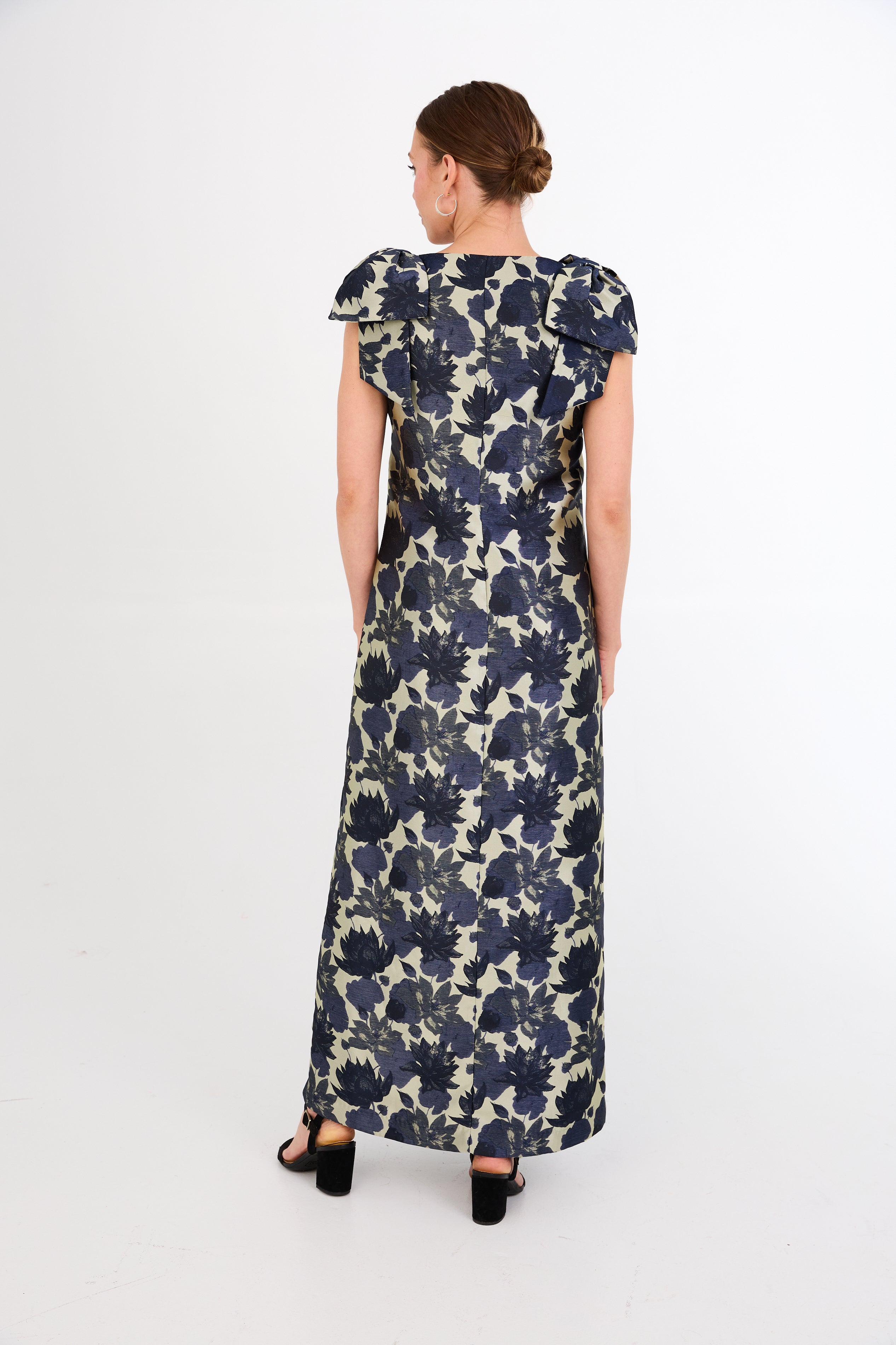 Meredith Gown Ivory and Navy Floral Silhouette Jacquard