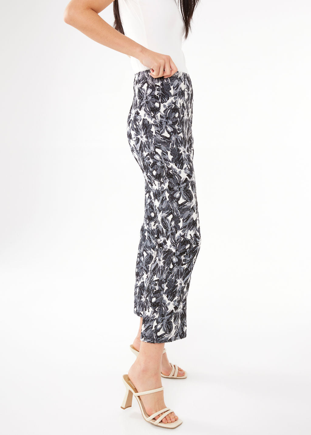 Blair Pant Black & White Hibiscus Jacquard