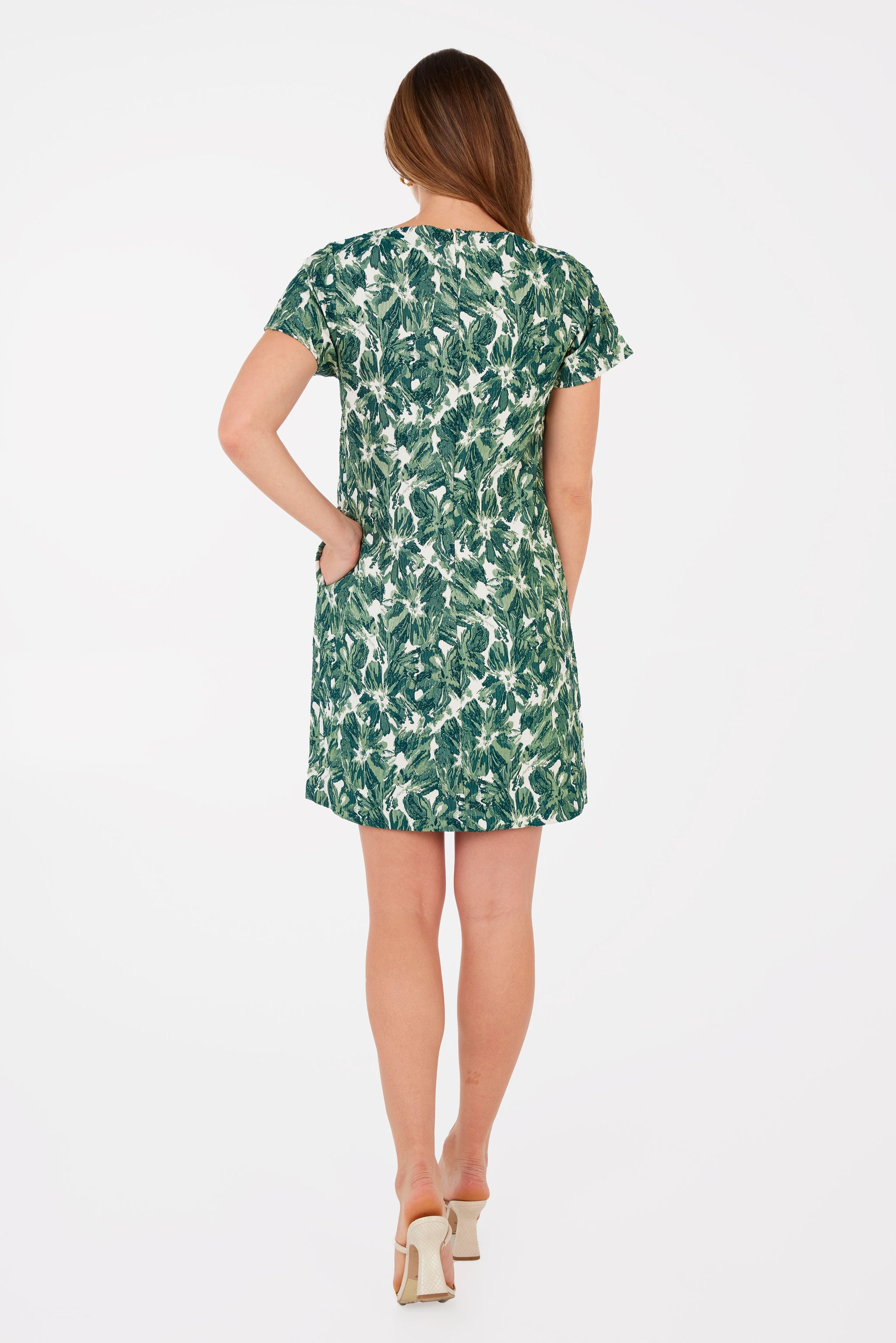 Stylish yet comfortable vacation outfit