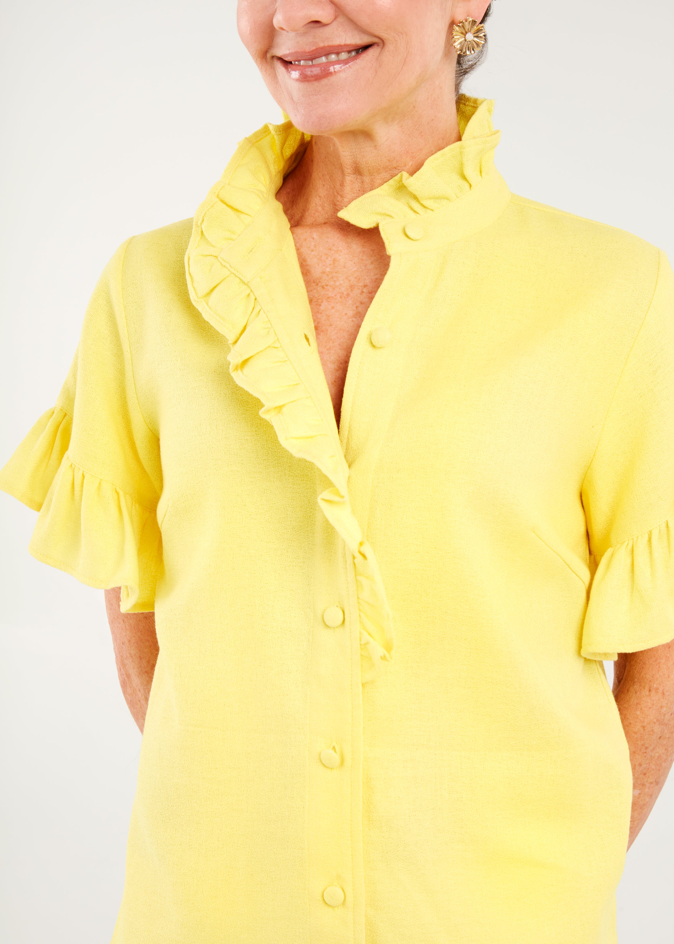 Sadie Top Yellow Linen – Abbey Glass