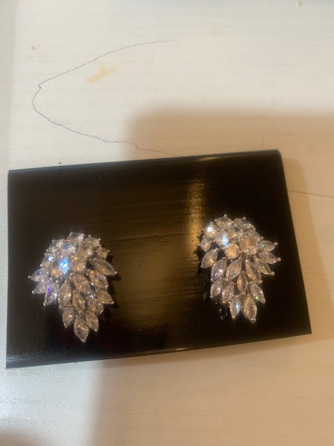 Silver CZ Feather Clip Earring -83E2095